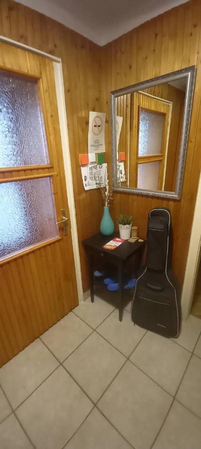 Kert Oevezeti Lakas Apartment Gyöngyös Exterior foto