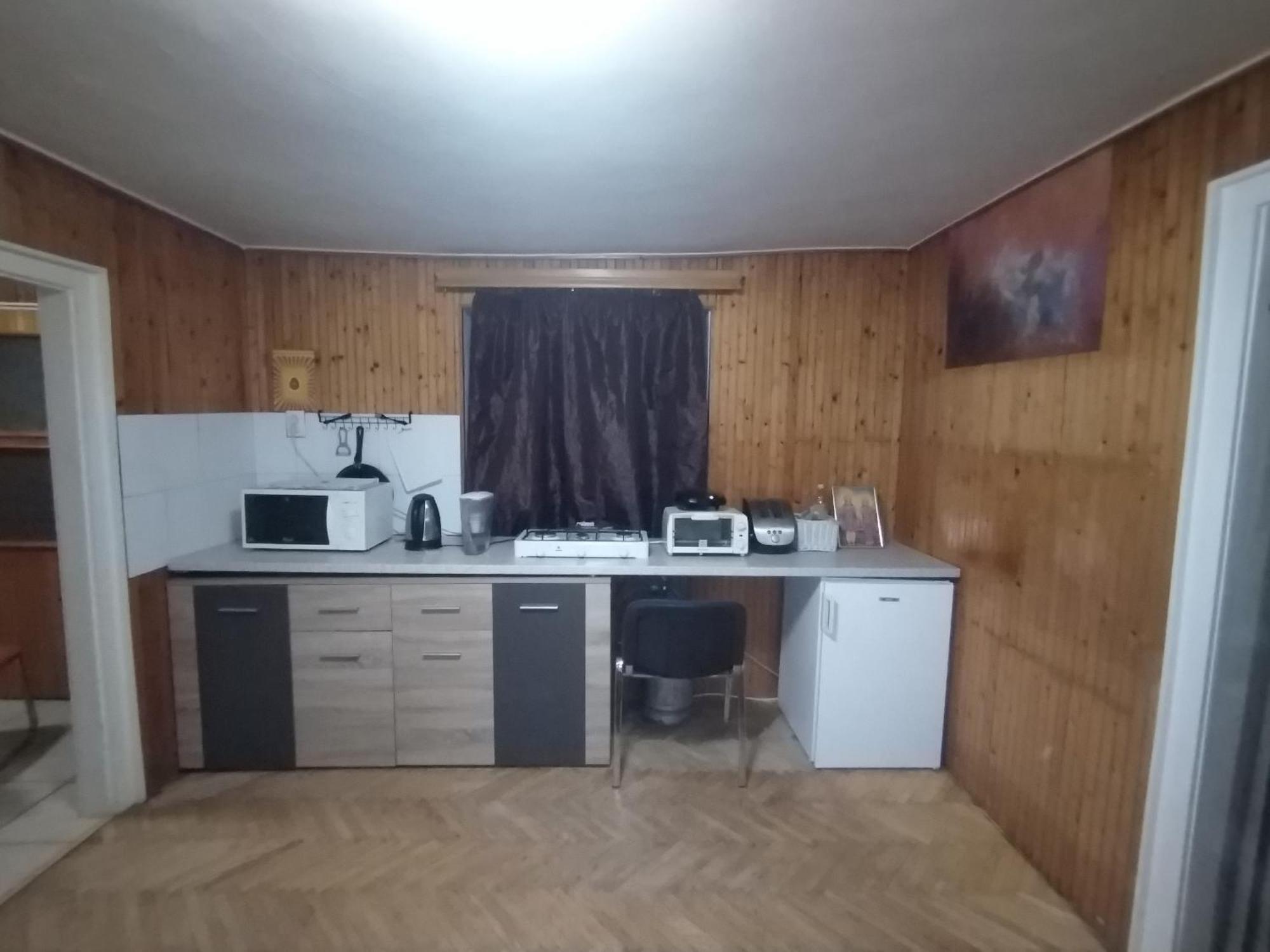 Kert Oevezeti Lakas Apartment Gyöngyös Exterior foto